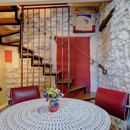 Etta *