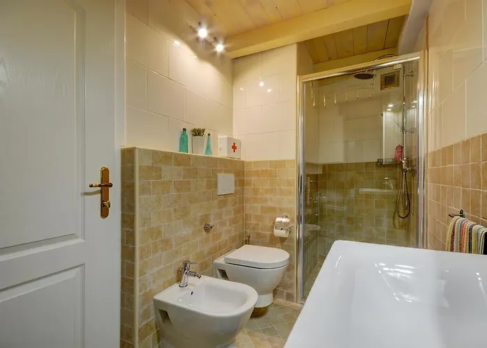 Etta Apartman *